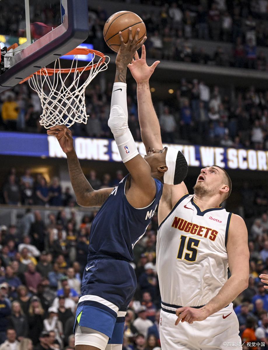 比赛规则变更引发热议！，东契奇在公牛比赛中刷新纪录观众掌声雷动的简单介绍