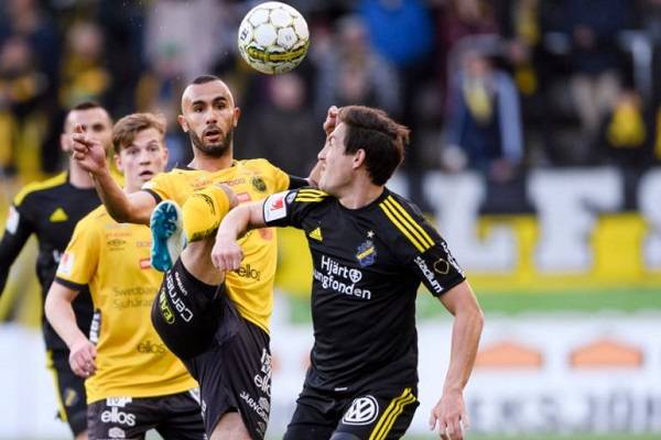 亚博-赛地聚焦——荷甲赛后热度飙升，费耶诺德防线松动，更衣室稳定，阵容厚度经受考验的简单介绍-亚博